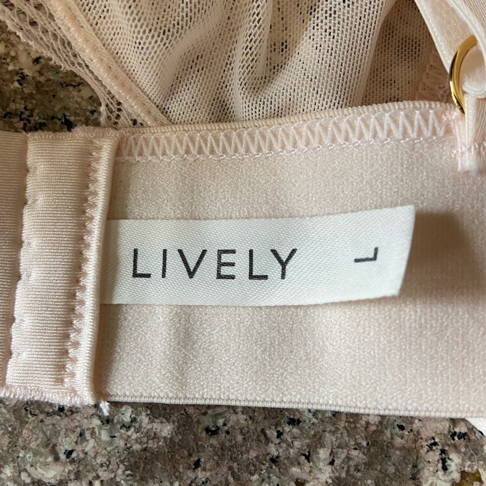 LIVELY The Long-Lined Lace Bralette - Picture 10 of 10